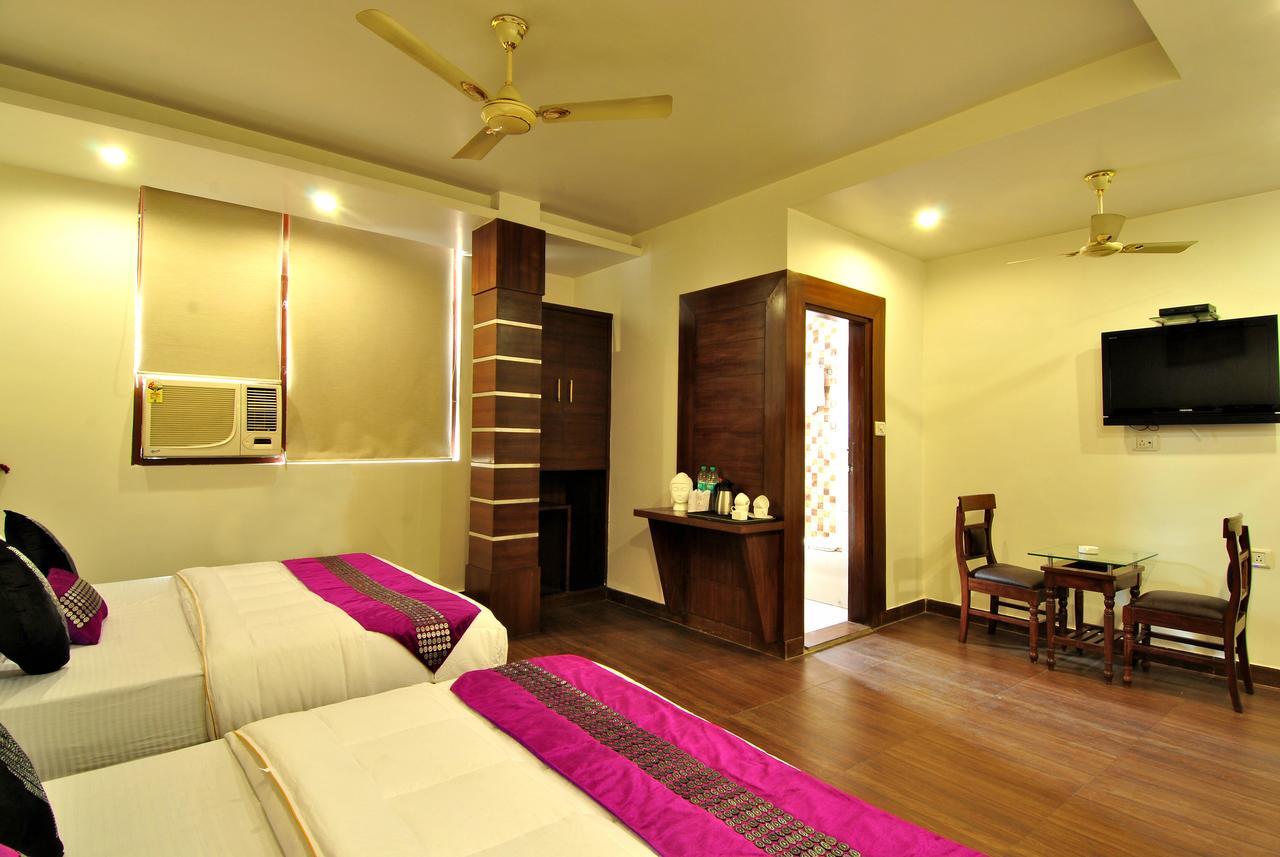 Toronto Hotel New Delhi