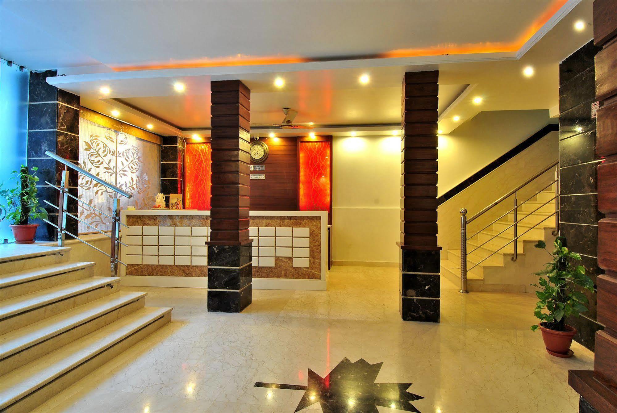 Hotel Toronto 3*